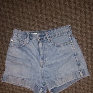 High waisted jean shorts GAP